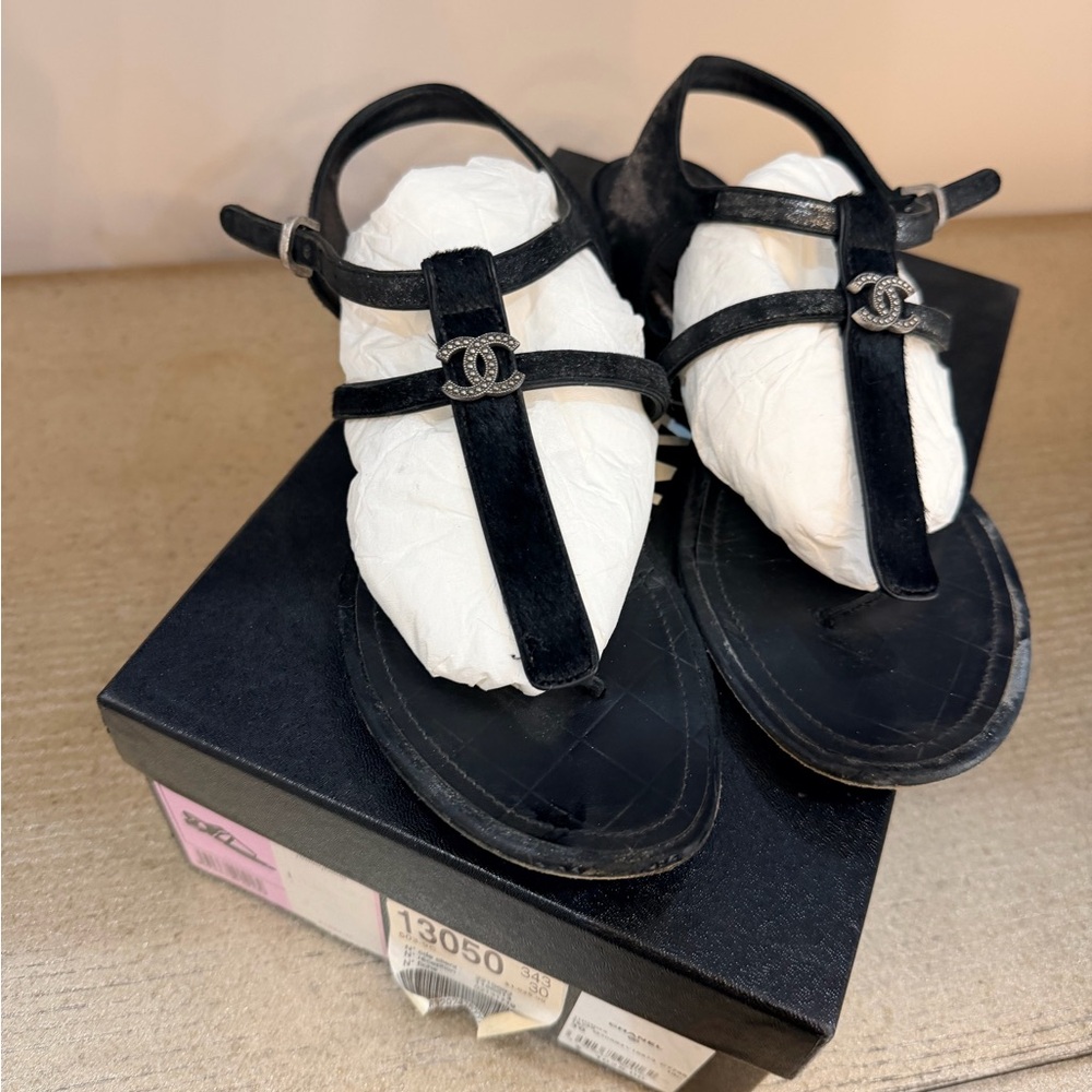 CHANEL Black Woman T-Strap Sandals with CC Charm